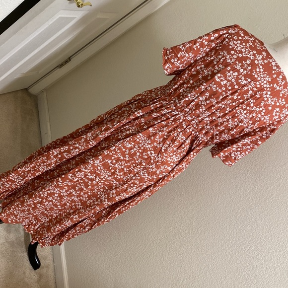 NWT Bloomchic Midi Floral Faux Wrap Top Dress - Picture 6 of 9